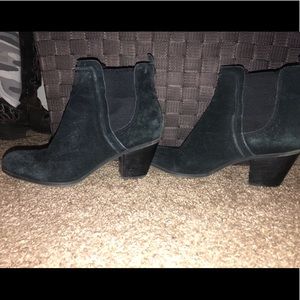Black Sam Edelman suede booties